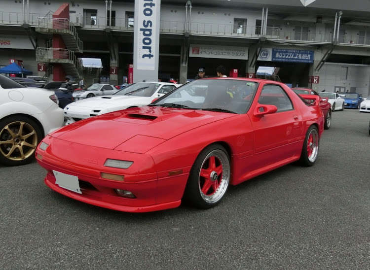 RX-7のRX-7・富士スピードウェイ・ロータリー・ロータリー魂・セブンに関するカスタム事例の投稿画像19枚目