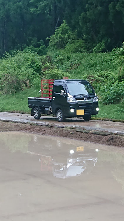 ハイゼットトラックのハイゼットトラック・軽トラ・田植え・農道に関するカスタム事例の投稿画像1枚目