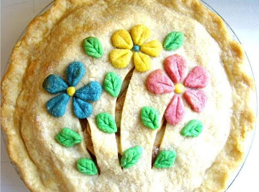 http://www.familyfeedbag.com/2011/04/springtime-apple-pie.html