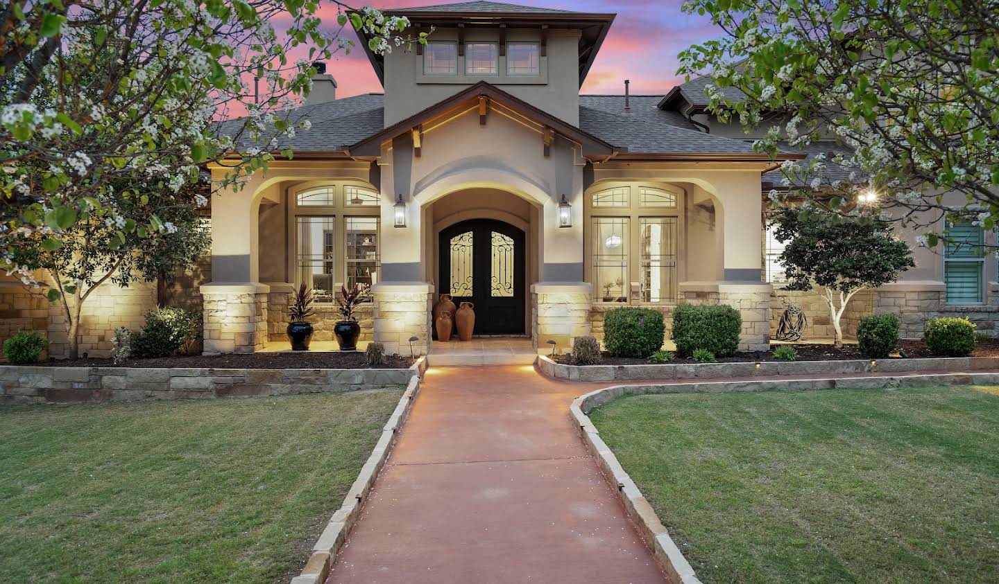 House with pool and terrace Austin