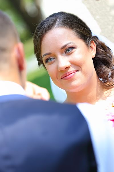 Wedding photographer Attila Szigetvári (szigetvri). Photo of 25 October 2017