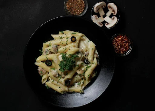 White Sauce Mushroom Penne