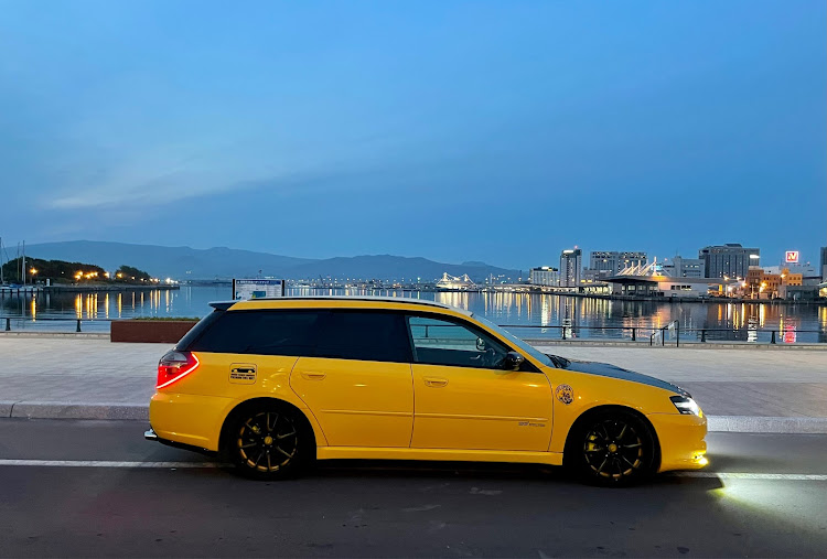 レガシィツーリングワゴンのチームローガン北海道・ベイエリア・しばらくお休みに関するカスタム事例の投稿画像1枚目