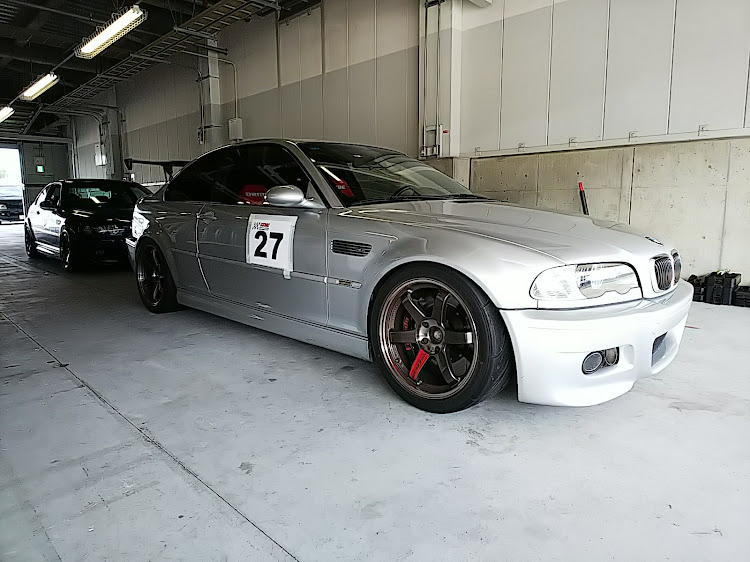 M3 クーペの鈴鹿サーキット・CCMC・安全運転講習会・久しぶりのオーバーステア・楽しいけど、疲れるに関するカスタム事例の投稿画像2枚目
