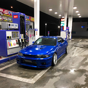 スカイライン R33