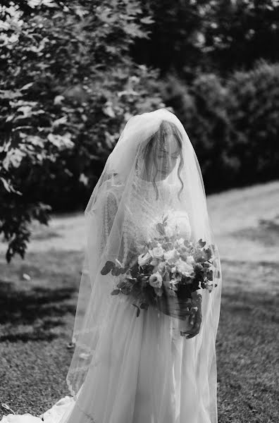 Fotógrafo de casamento Svetlana Tosur (ojizarco). Foto de 8 de fevereiro