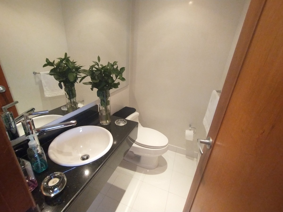 Apartamento En Venta - La Carolina, Bogota