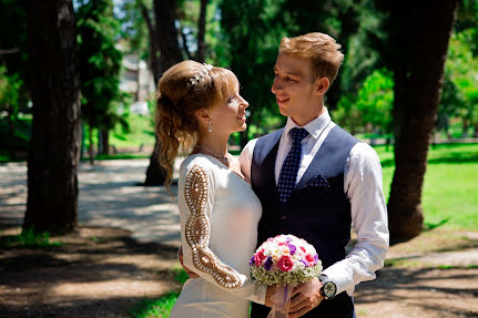 Wedding photographer Nataliya Olgun-Kovaleva (natusikin). Photo of 11 September 2015