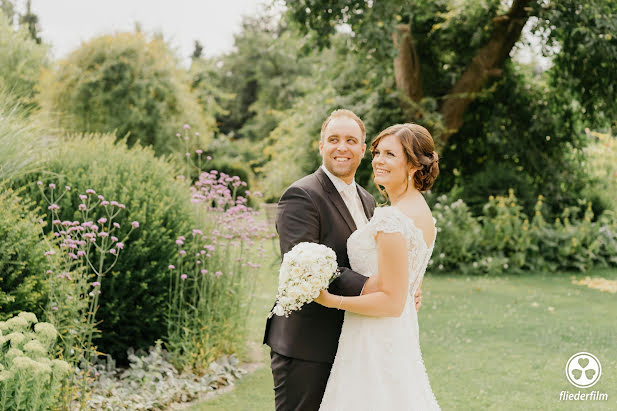 Fotografo di matrimoni Stefan Gellert (fliederfilm). Foto del 5 agosto 2020