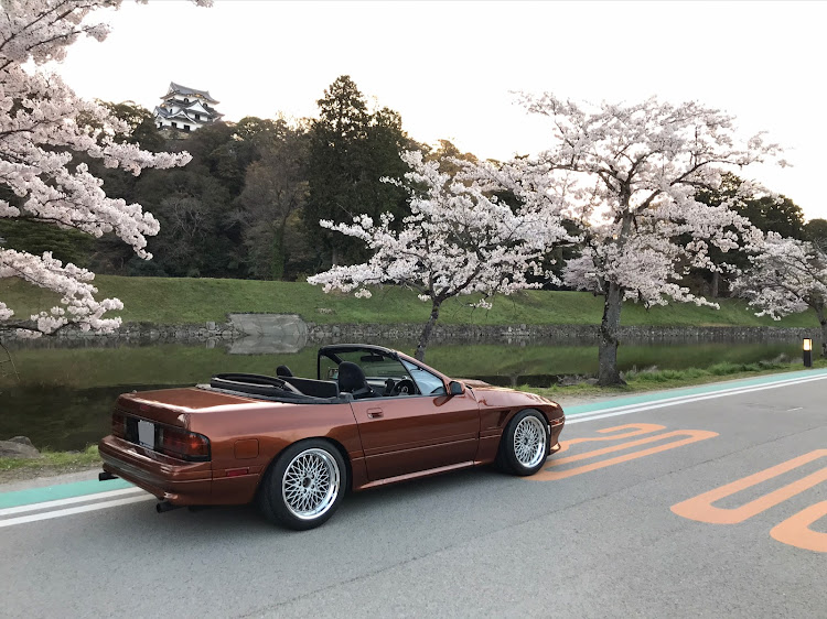 RX-7の桜とコラボ🌸・ドライブに関するカスタム事例の投稿画像2枚目