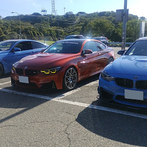 M4 クーペ F82