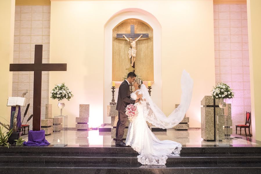 Fotógrafo de casamento Cristovão Zeferino (zeferino). Foto de 25 de fevereiro 2019