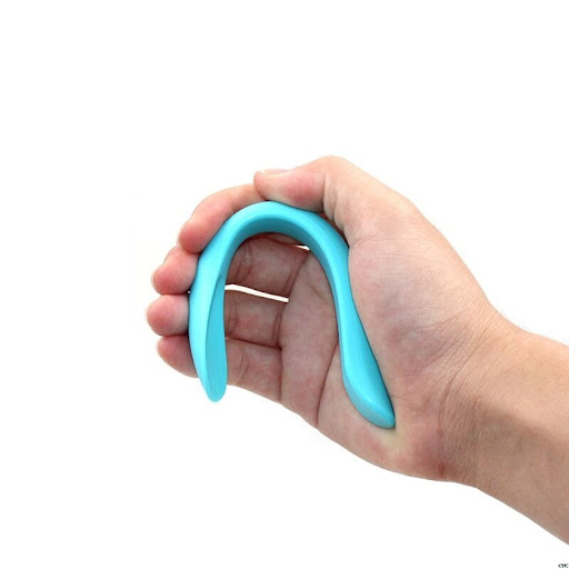 Title 10, Bébé cuillère en silicone douce