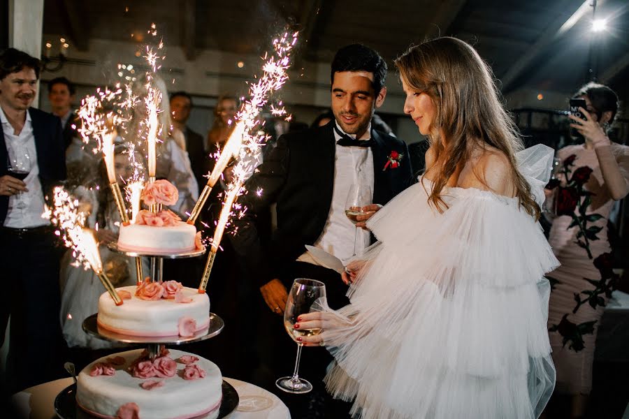 Fotógrafo de casamento Anna Kozdurova (chertopoloh). Foto de 4 de agosto 2021