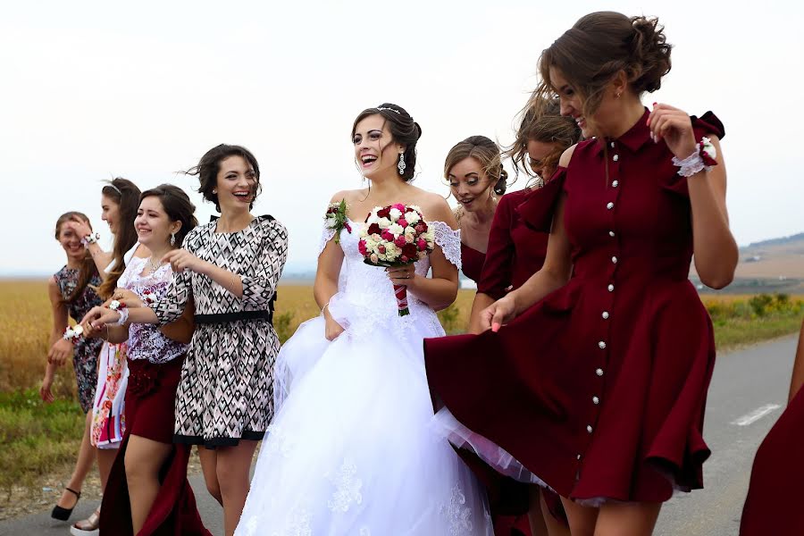 Fotografo di matrimoni Oleg Savka (savcaoleg). Foto del 27 settembre 2016