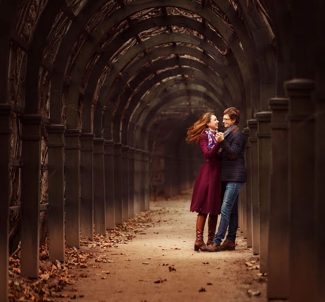 Fotógrafo de casamento Tatyana Oleynikova (foxfoto). Foto de 20 de outubro 2015