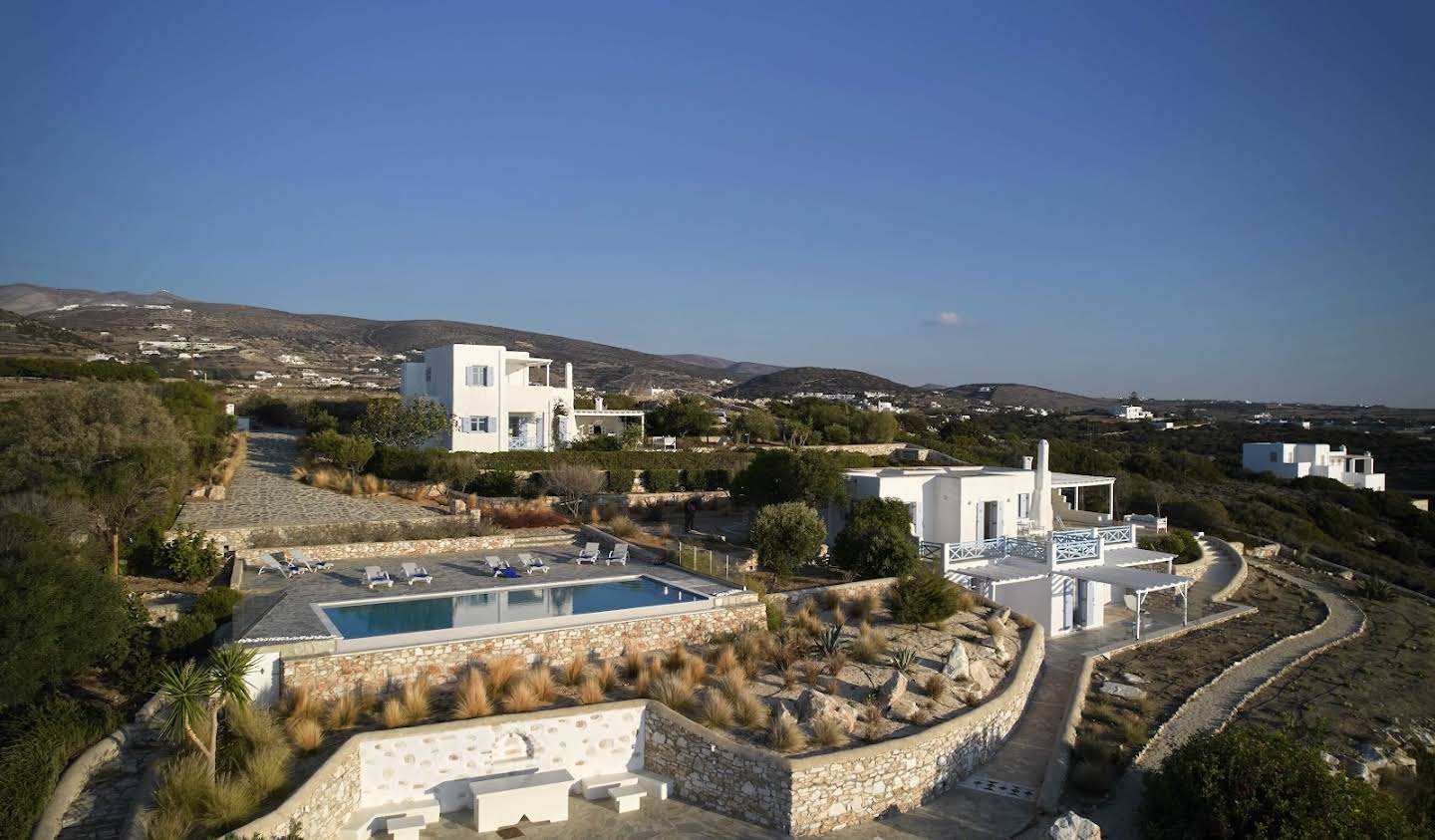 Apartment with terrace Paros