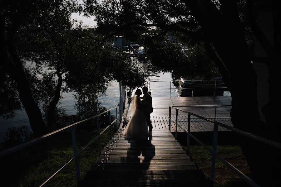 Fotografo di matrimoni Anton Varsoba (varsoba). Foto del 19 novembre 2019