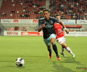 Le fils Kluivert marque son premier but en Eredivisie et il fait du bien à l'Ajax