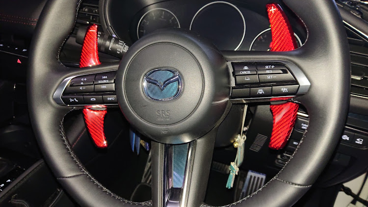 MAZDA3のMazda3・お盆休み・オートエクゼに関するカスタム事例の投稿画像4枚目