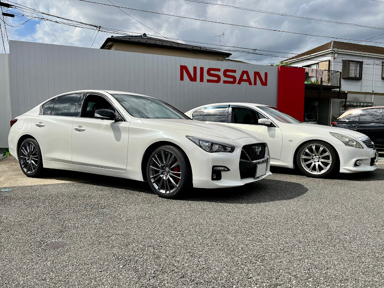 スカイラインのV37スカイライン・400R・納車・日産クロッシング・GT-R T-specに関するカスタム事例の投稿画像2枚目