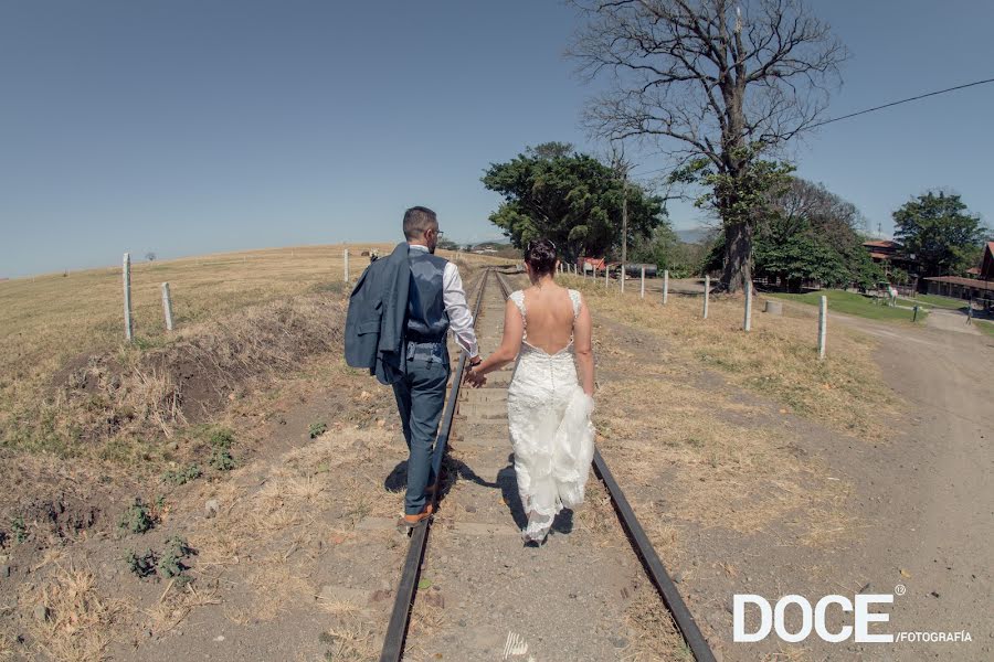 Fotógrafo de bodas Steven Mora (docefotocr). Foto del 24 de febrero 2020