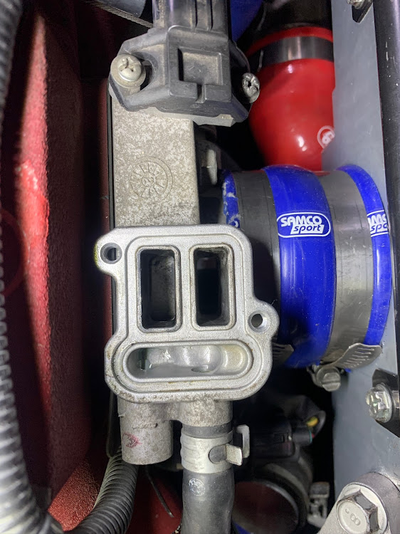 インプレッサ WRX STIのISCバルブ清掃・DIYに関するカスタム事例の投稿画像3枚目