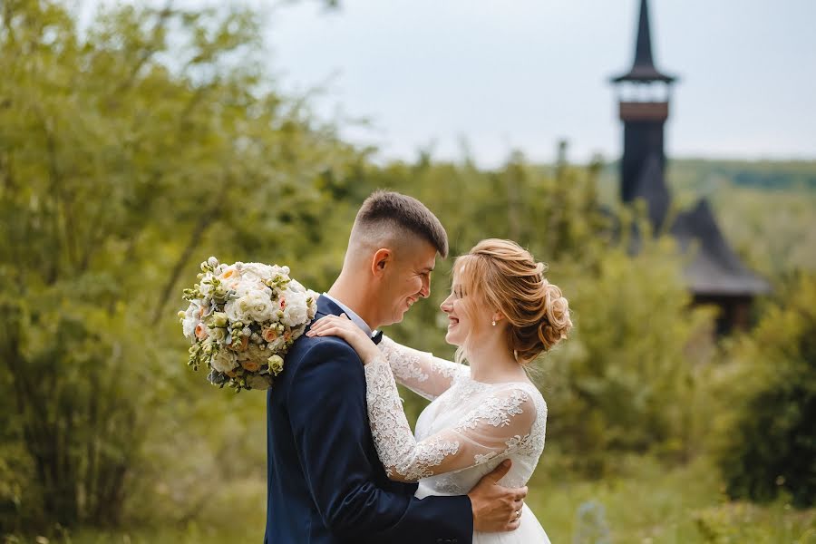 Fotografo di matrimoni Oleg Shvec (svetoleg). Foto del 11 agosto 2020