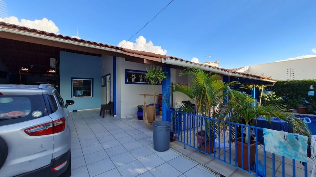 Casa com 4 dormitórios à venda, 317 m² por R$ 950.000,00 - Nossa Senhora Aparecida - Boa Vista/RR