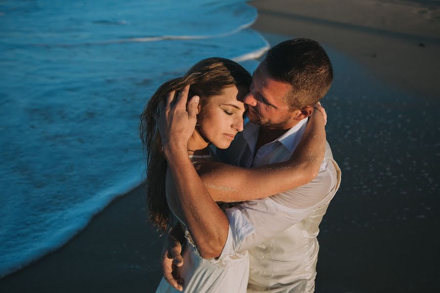 Fotógrafo de bodas Severine Guyon (loveandsea). Foto del 31 de enero 2020