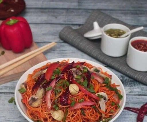 Veg Singapuri Noodles