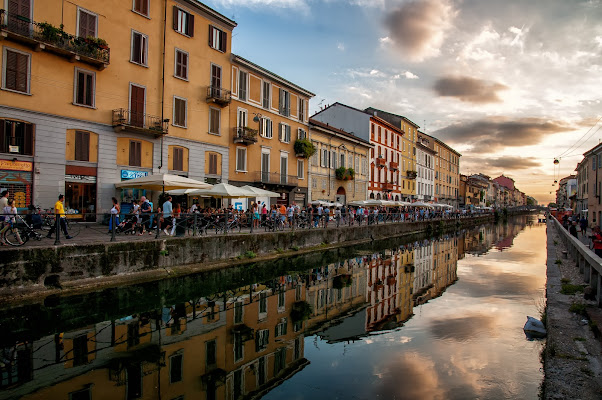 Su e giù per il Naviglio di Concetta Caracciolo