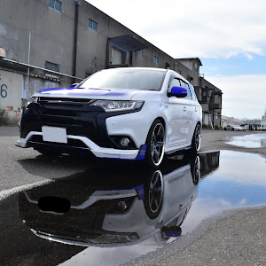 アウトランダーPHEV GG2W