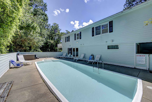Property with pool 3