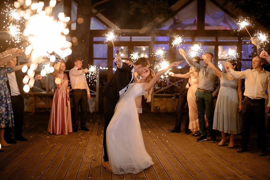 Fotógrafo de casamento Anna Lev (anlev). Foto de 5 de janeiro 2019