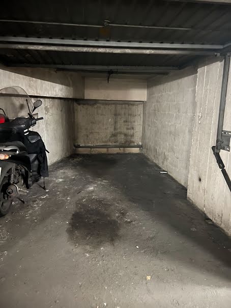 Vente parking  12 m² à Paris 10ème (75010), 40 000 €