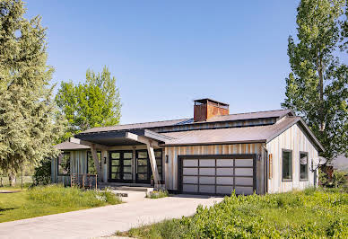 Maison avec jardin et terrasse 11