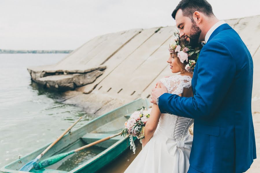 Fotografo di matrimoni Aleksandra Syamukova (sashas). Foto del 18 marzo 2016