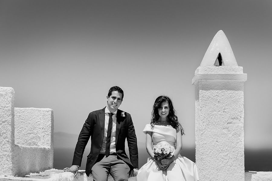 Fotógrafo de casamento Dimitris Tsiapas (tsiapas). Foto de 4 de janeiro 2015