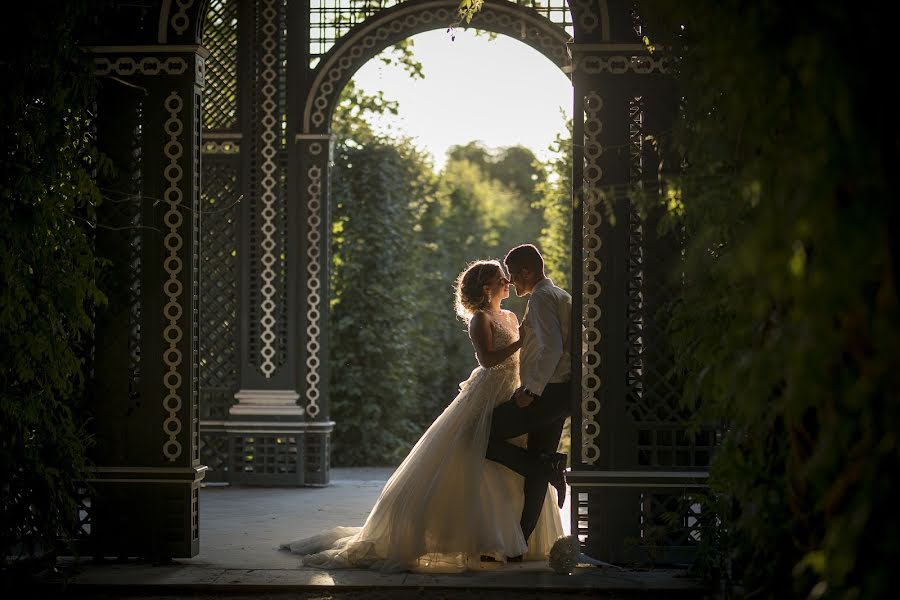 Wedding photographer Ákos Erdélyi (erdelyi). Photo of 19 July 2017