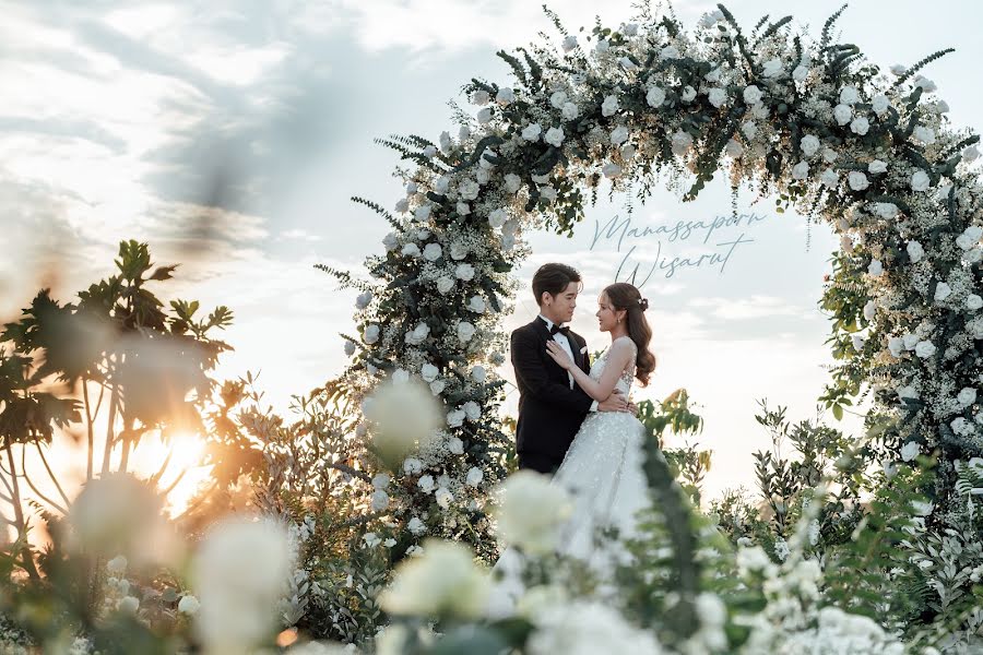 Fotógrafo de bodas Tanut Premanupan (walkwedding). Foto del 17 de enero