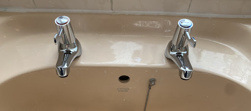 New Bristan taps installed. These come with a 10 year manufacturer warranty. 