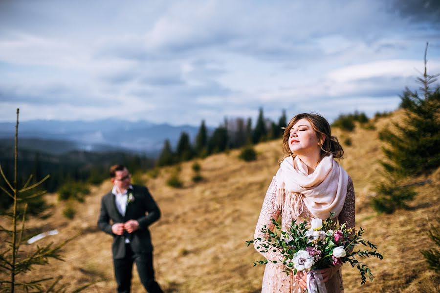 शादी का फोटोग्राफर Vadim Kostyuchenko (sharovar)। मार्च 23 2017 का फोटो