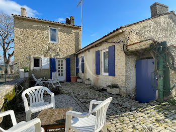 maison à Sainte-Radégonde-des-Noyers (85)