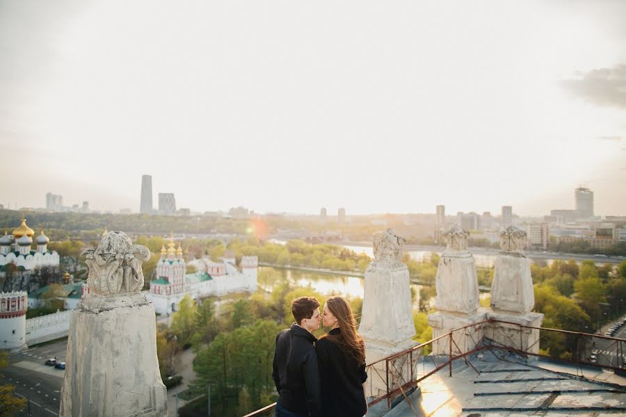 Wedding photographer Dima Gorbunov (dimi3i). Photo of 28 April 2014