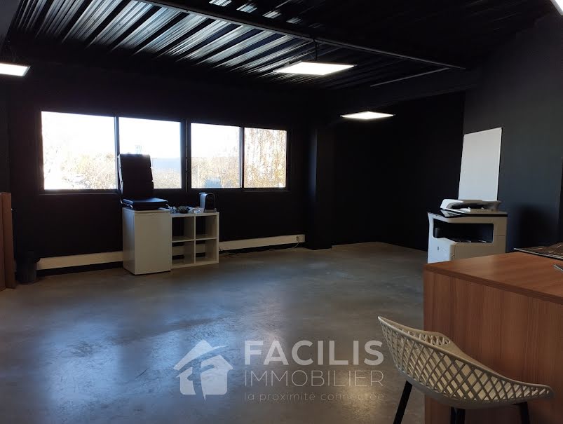 Location  locaux professionnels  65 m² à Tours (37000), NaN €