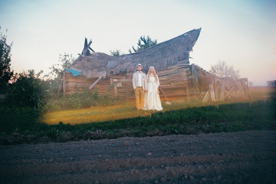 Jurufoto perkahwinan Misha Shuteev (tdsotm). Foto pada 31 Mac 2016