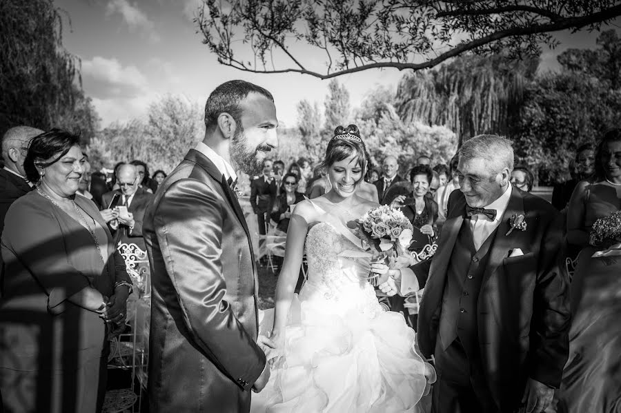 Fotógrafo de casamento Stefano Sacchi (stefanosacchi). Foto de 15 de setembro 2019