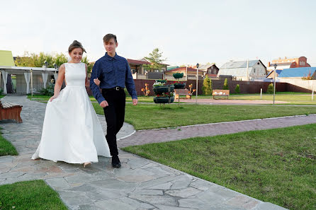 Fotógrafo de casamento Oleg Tatarkin (tatarkin). Foto de 26 de abril 2022