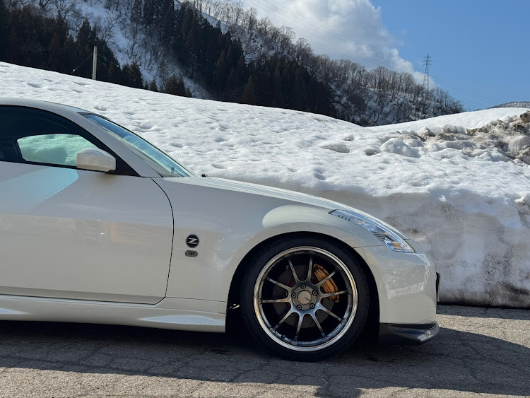 フェアレディZのADVAN Racing・RZ-DFに関するカスタム事例の投稿画像1枚目